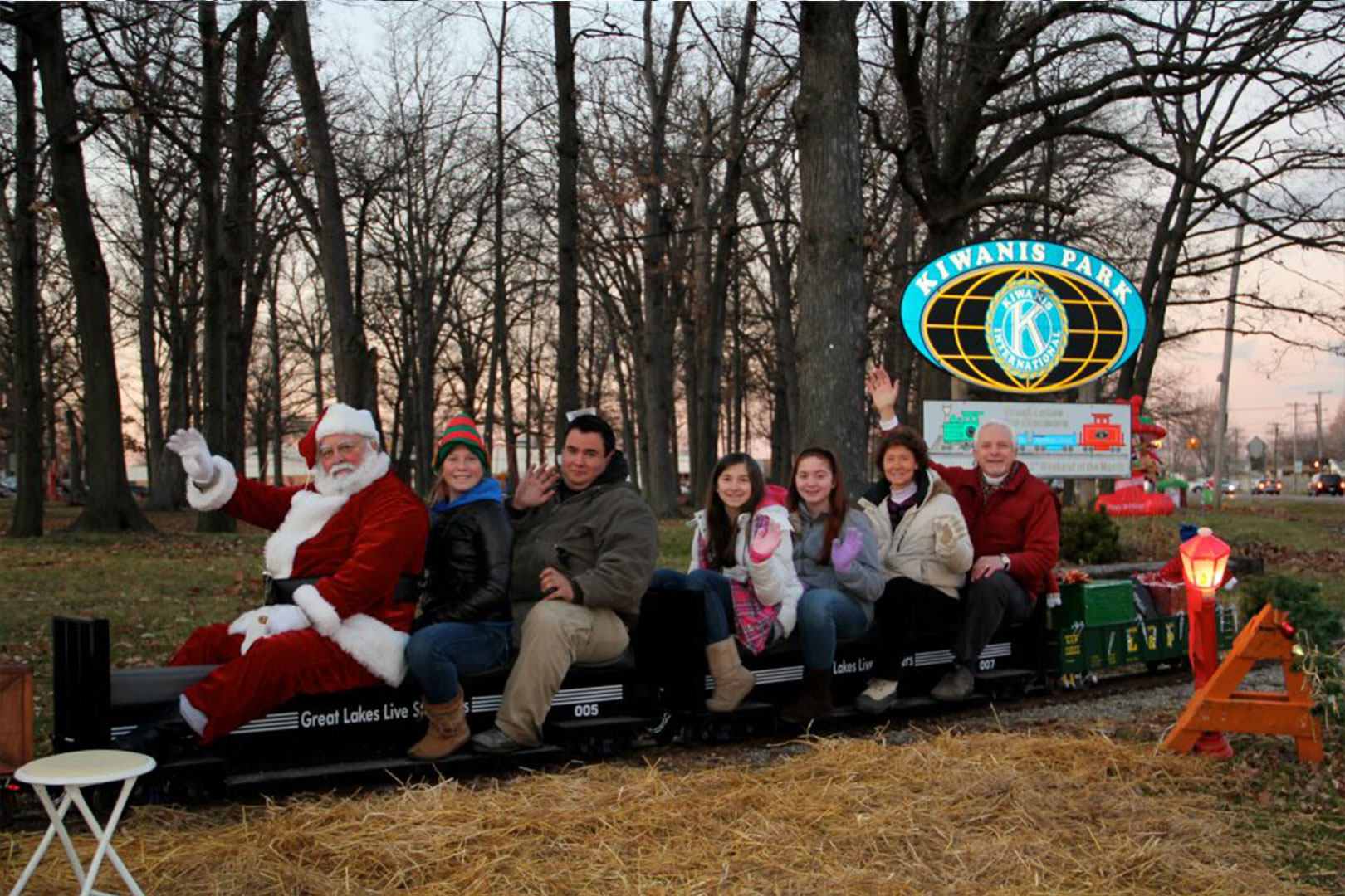 GLLS-ChristmasPage-Image3